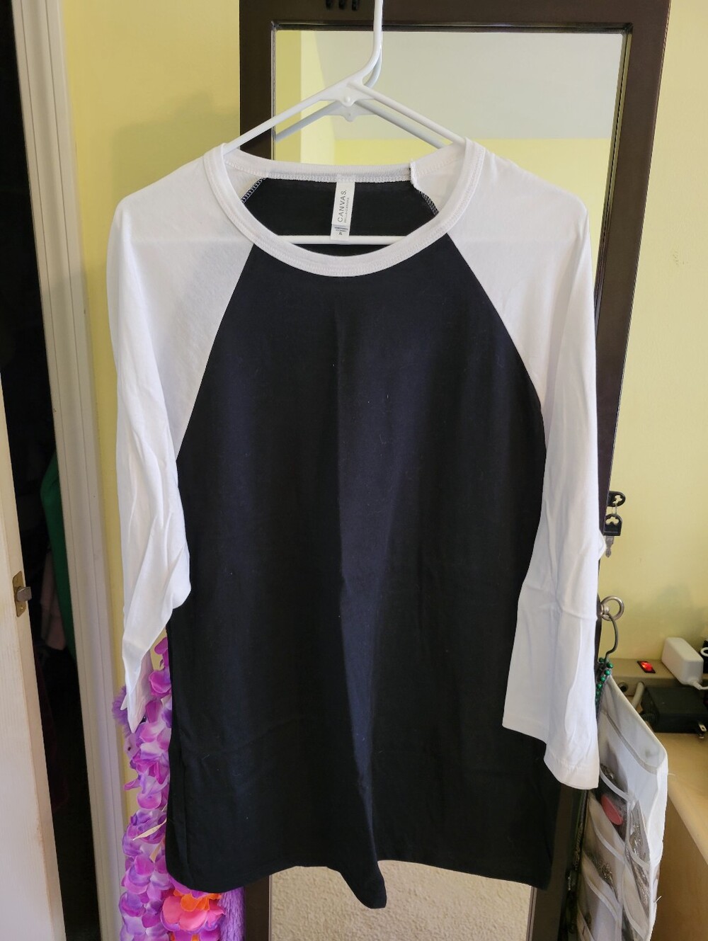 Women Canvas Black/White XL